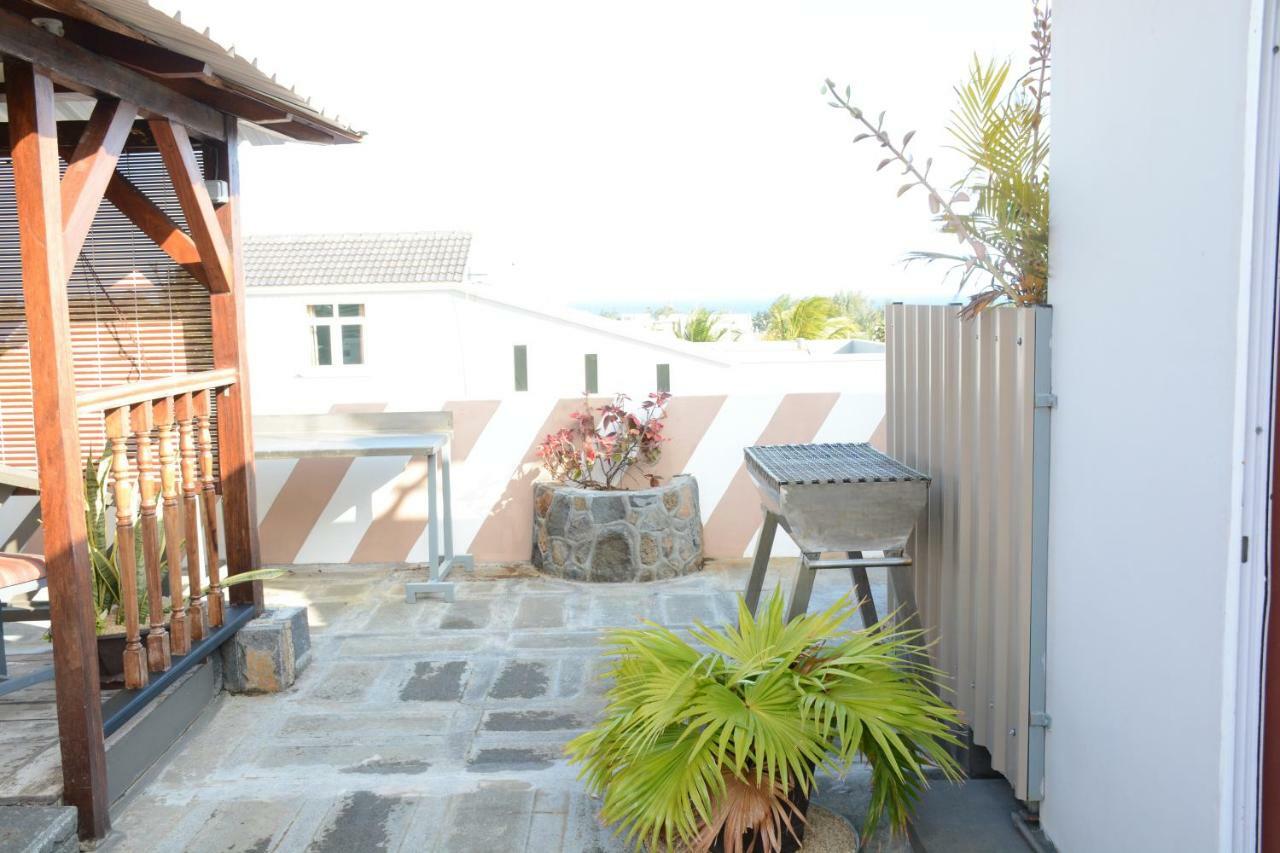 Aurelia Lodge - Apartment With Terrace Souillac Exterior photo